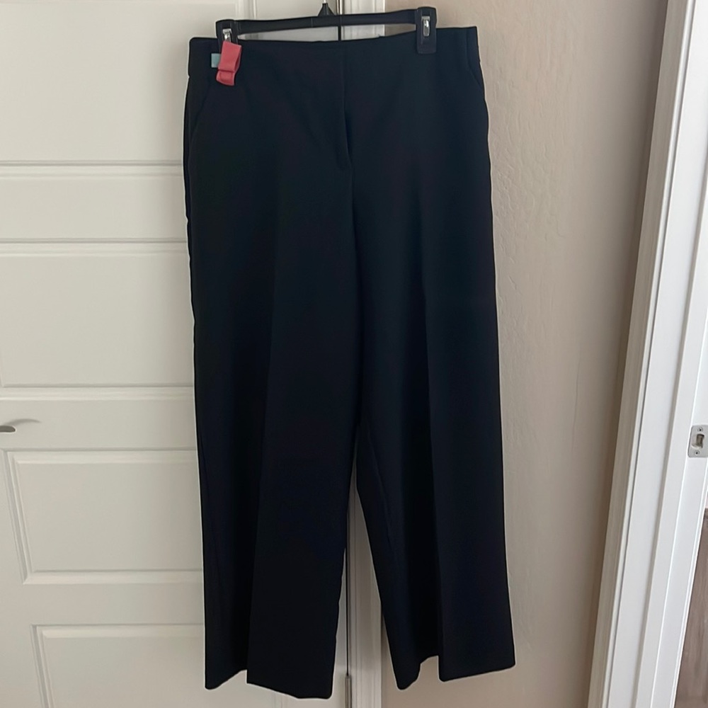 7th avenue design studio New York & Company womens trouser. Black. Size 10.